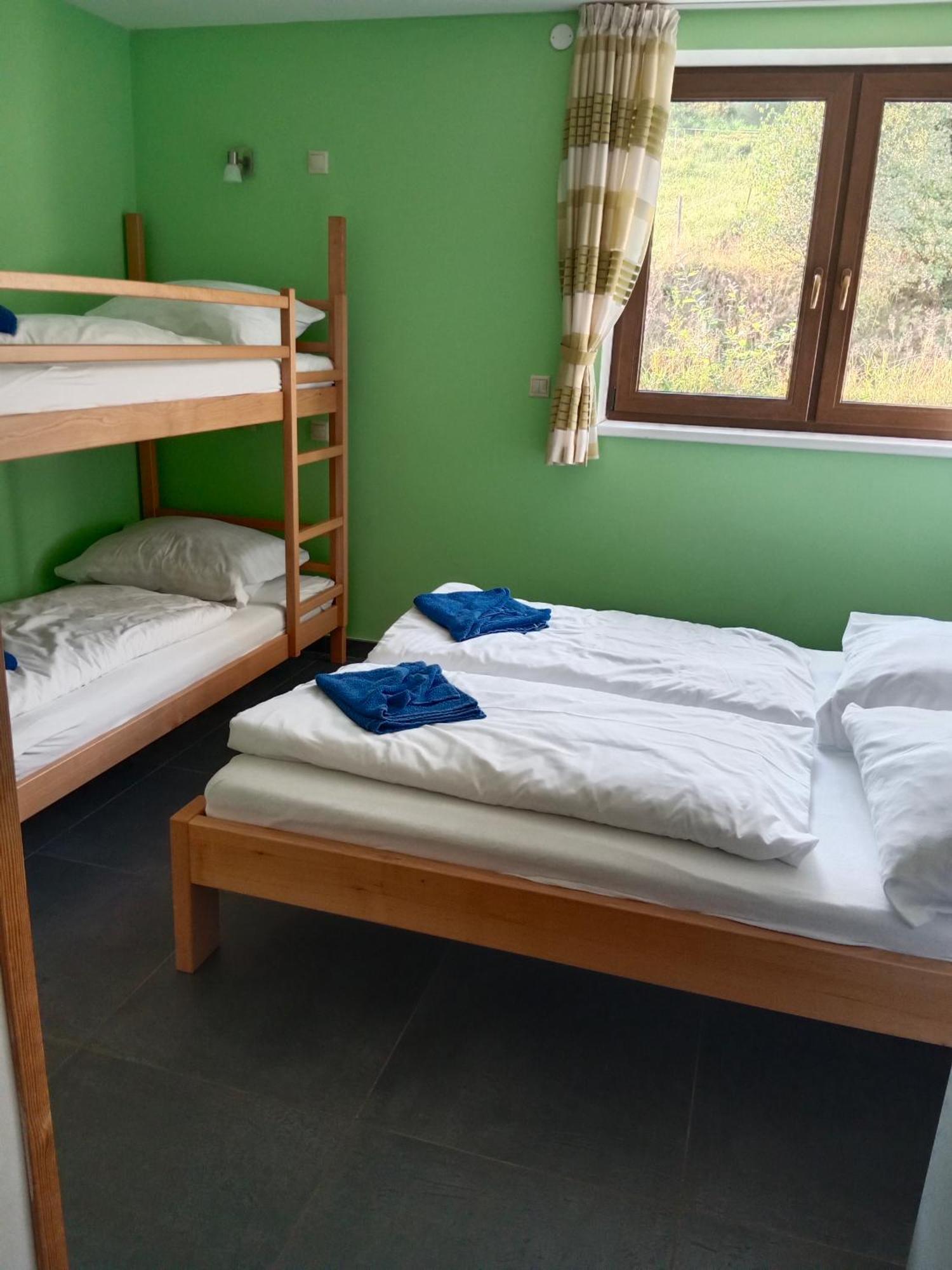 Penzion Topas Pec pod Sněžkou Zewnętrze zdjęcie