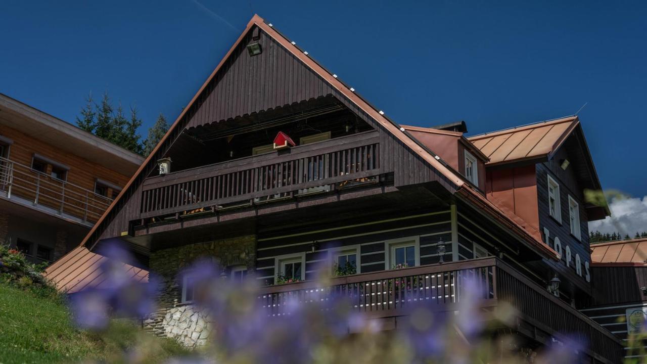 Penzion Topas Pec pod Sněžkou Zewnętrze zdjęcie