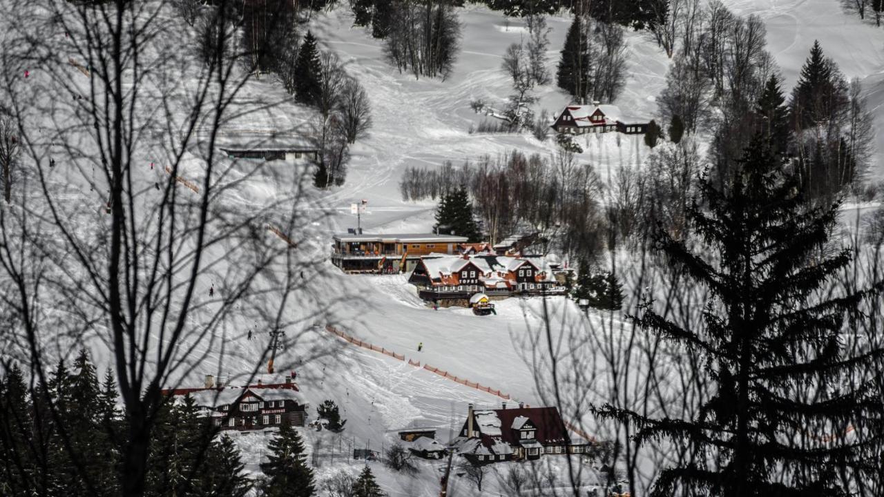 Penzion Topas Pec pod Sněžkou Zewnętrze zdjęcie